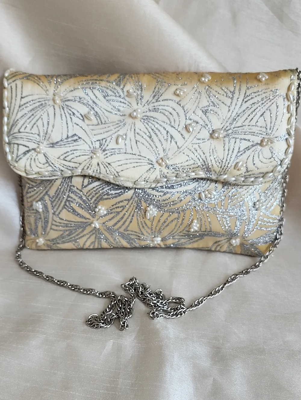 Vintage Ex Cond Cream Satin w/ Pearls & Silver Embellished Shoulder/Clutch, $40